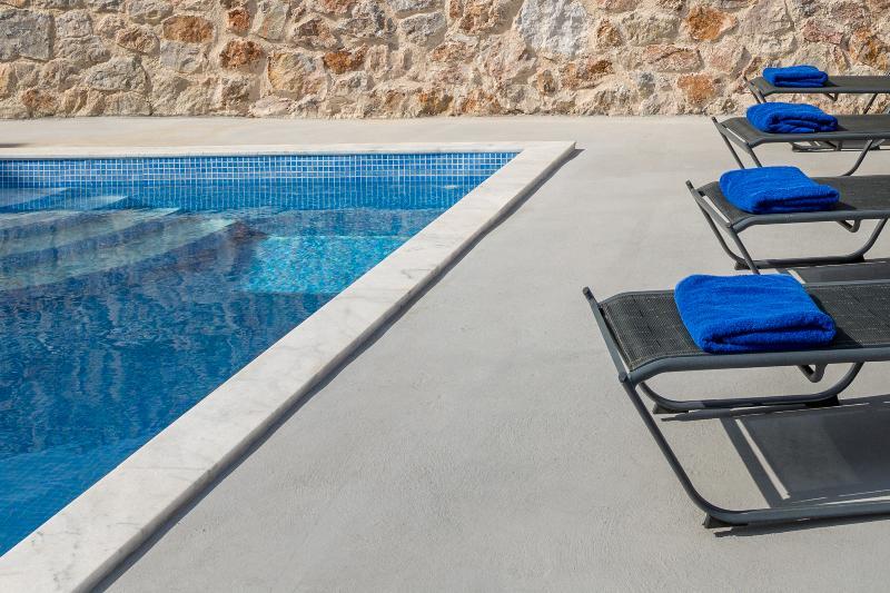 Desiterra Resort Suites & Villas Karterados  Zewnętrze zdjęcie